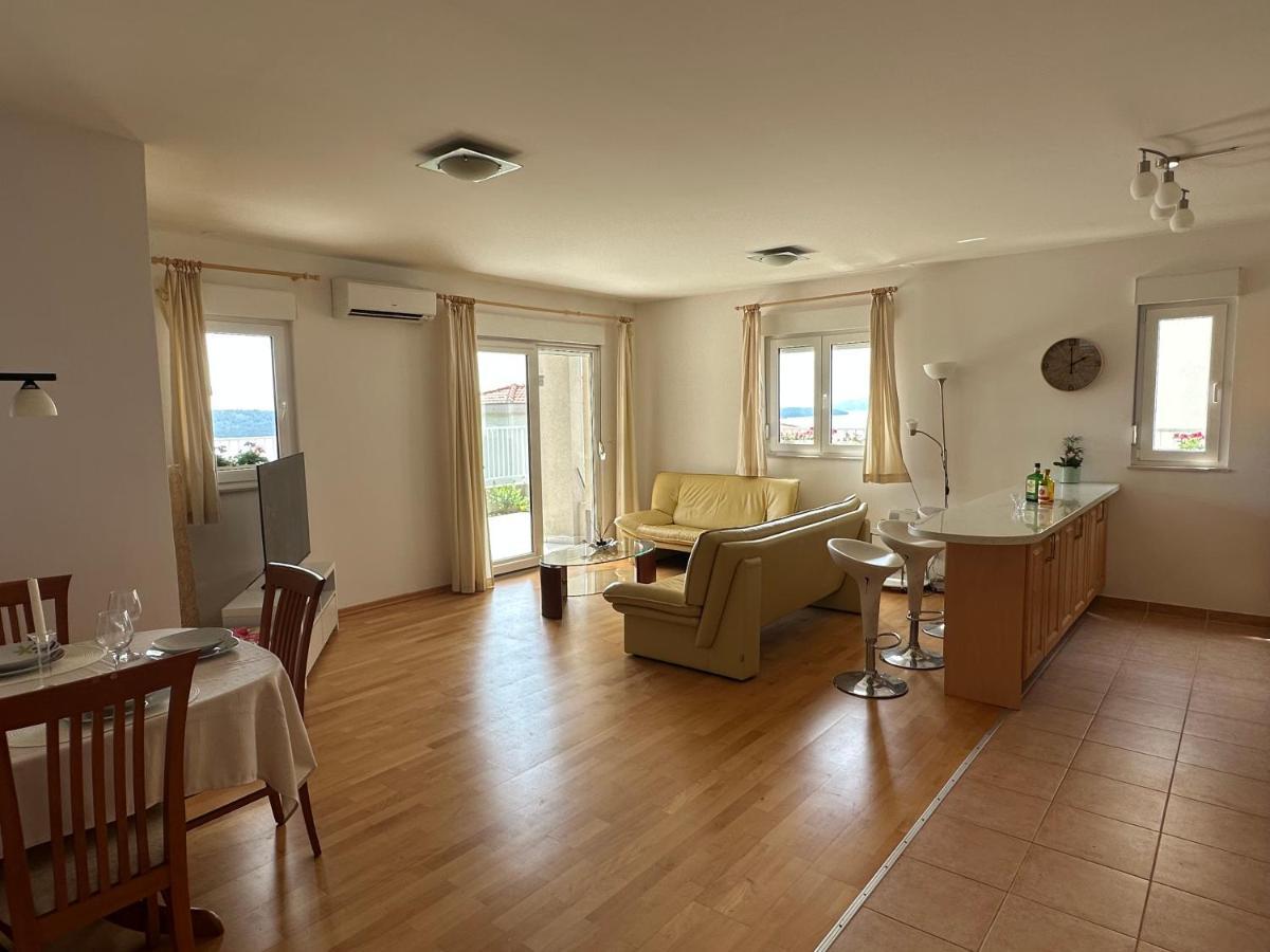Aurora Luxury Apartment Trogir Dış mekan fotoğraf