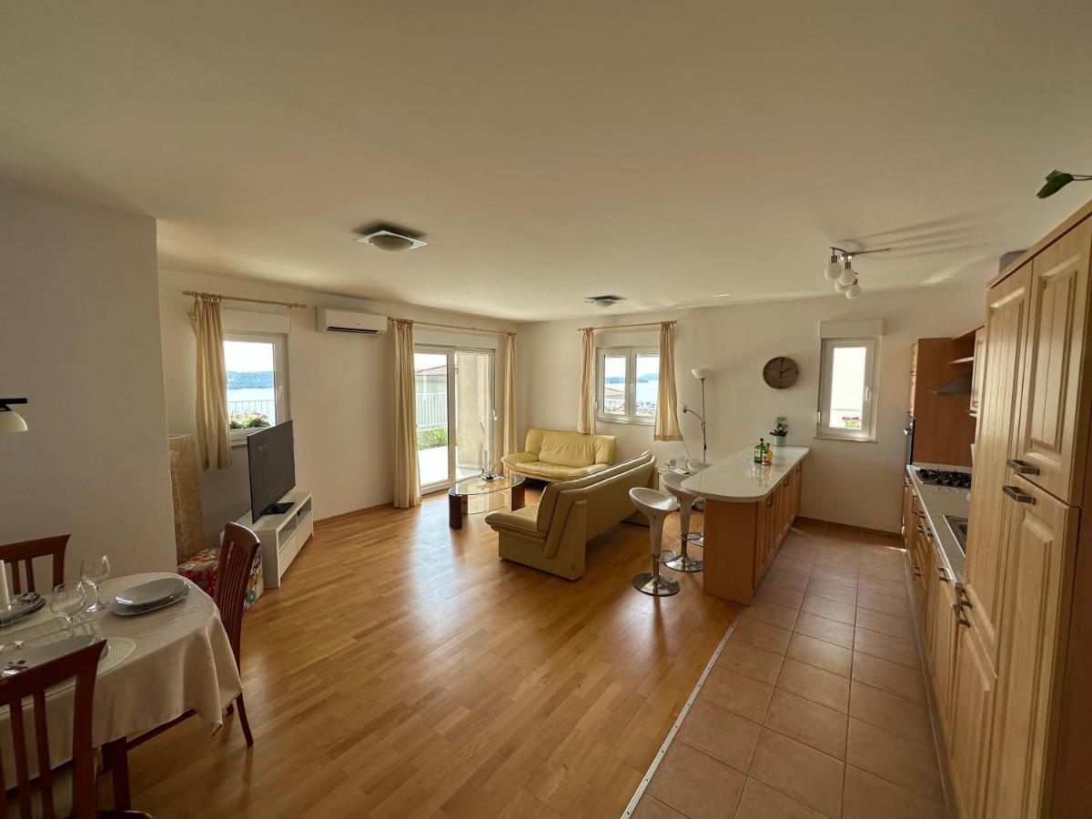 Aurora Luxury Apartment Trogir Dış mekan fotoğraf